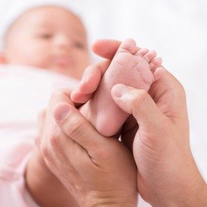 beneficios de la reflexologia podal bebés Terapias Maite Reus