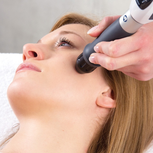 tratamiento facial con ondas de choque en Reus